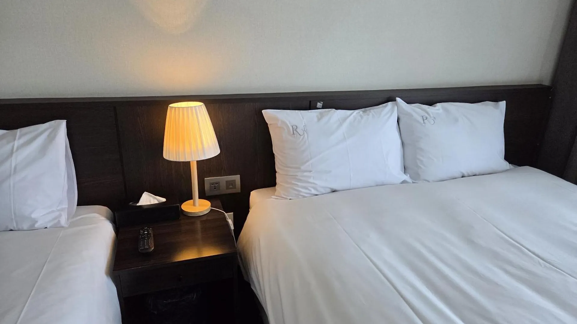 Riviera Hotel Yeongjong Incheon