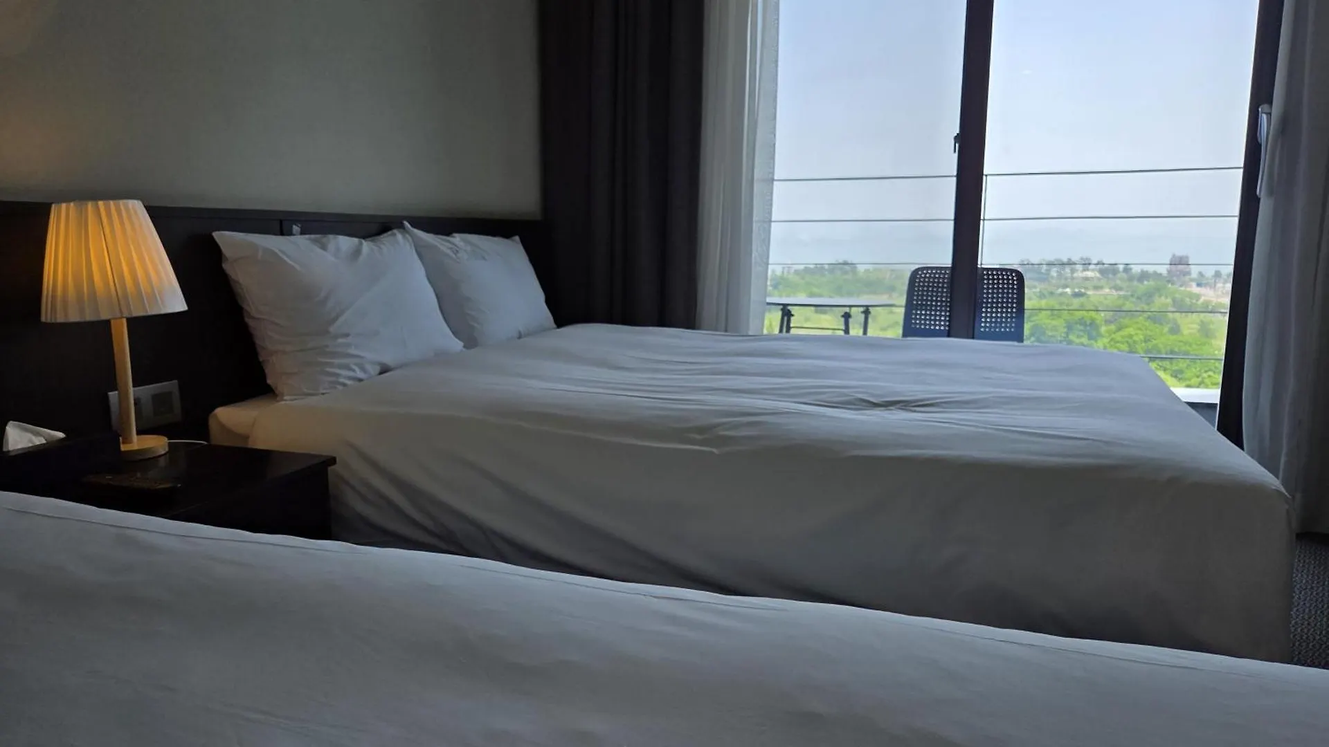 Riviera Hotel Yeongjong Incheon South Korea