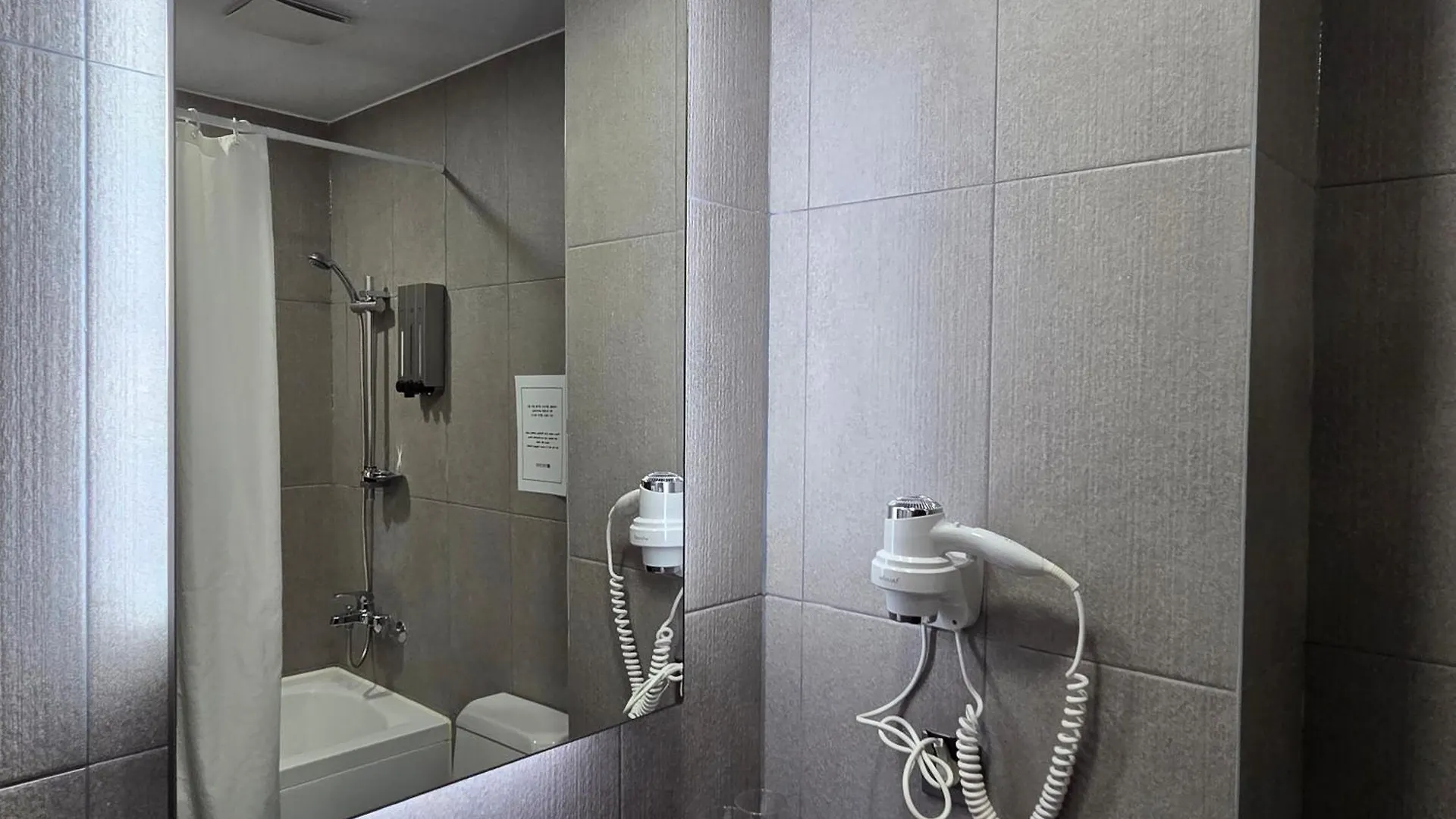 Riviera Hotel Yeongjong Incheon