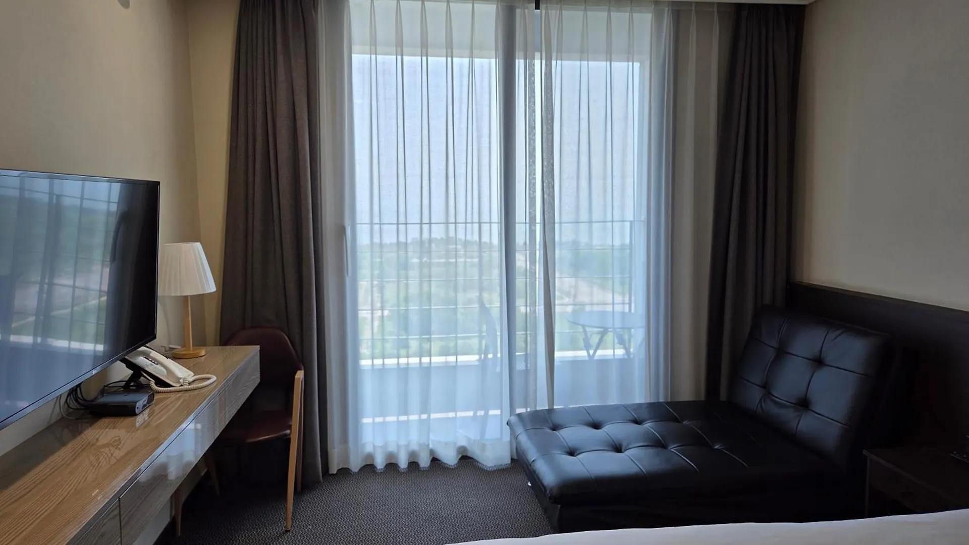 Riviera Hotel Yeongjong Incheon 0*,